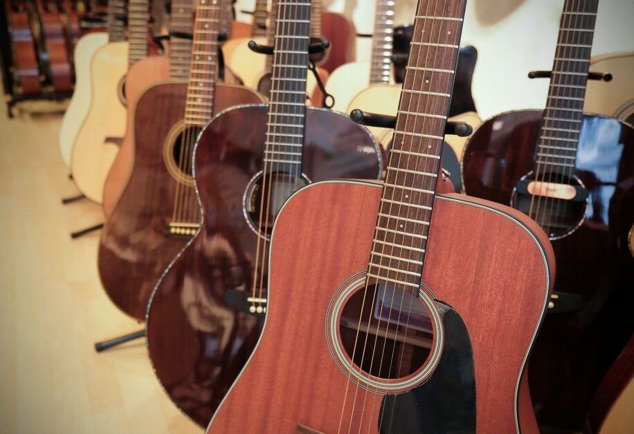 Gitaren in de muziekhandel