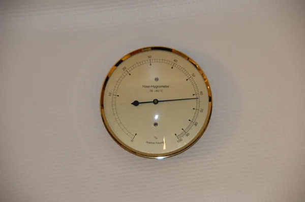 Haar- hygrometer goudkleur